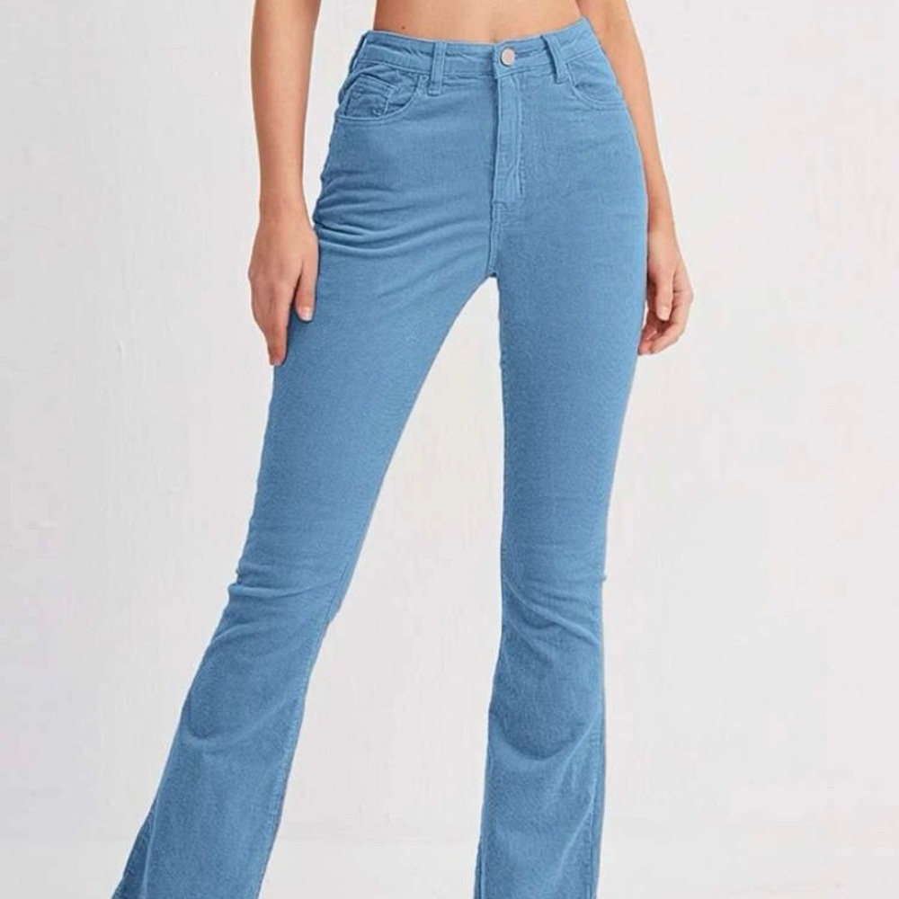 💙 high wait flair leg jeans 💙